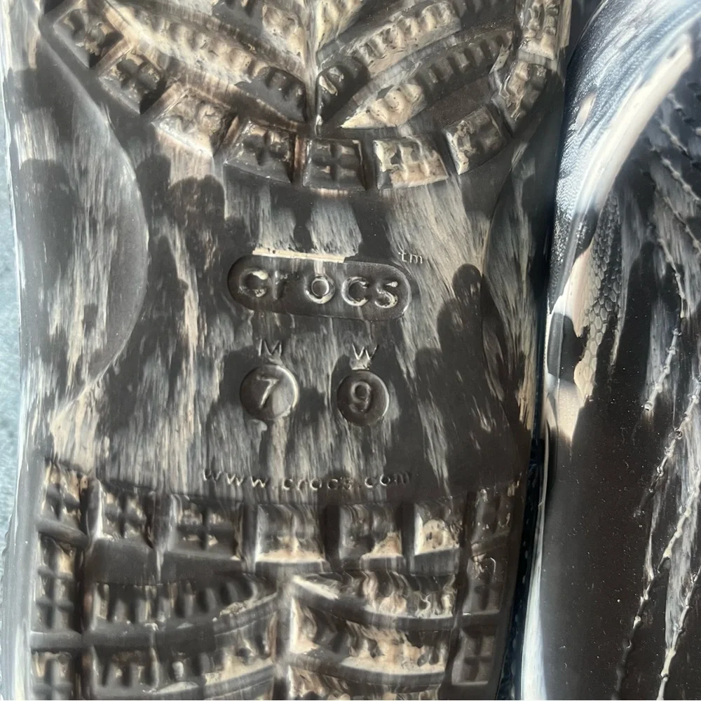 Crocs Marbled Sandal Black White Marble Slides Mens 7 Womens 9 206761-001‎